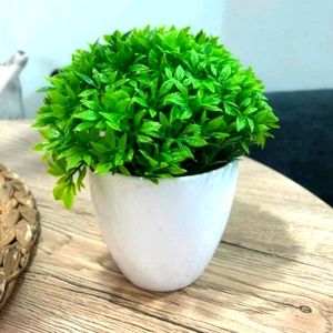 Artificial potted plant